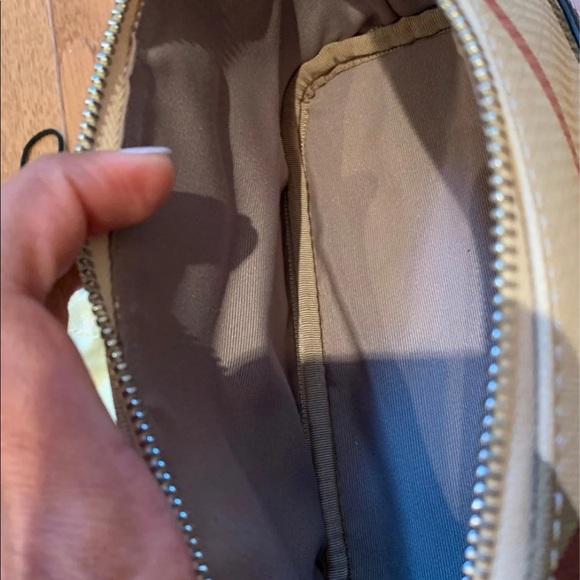 Burberry bag - Picture 1 of 5